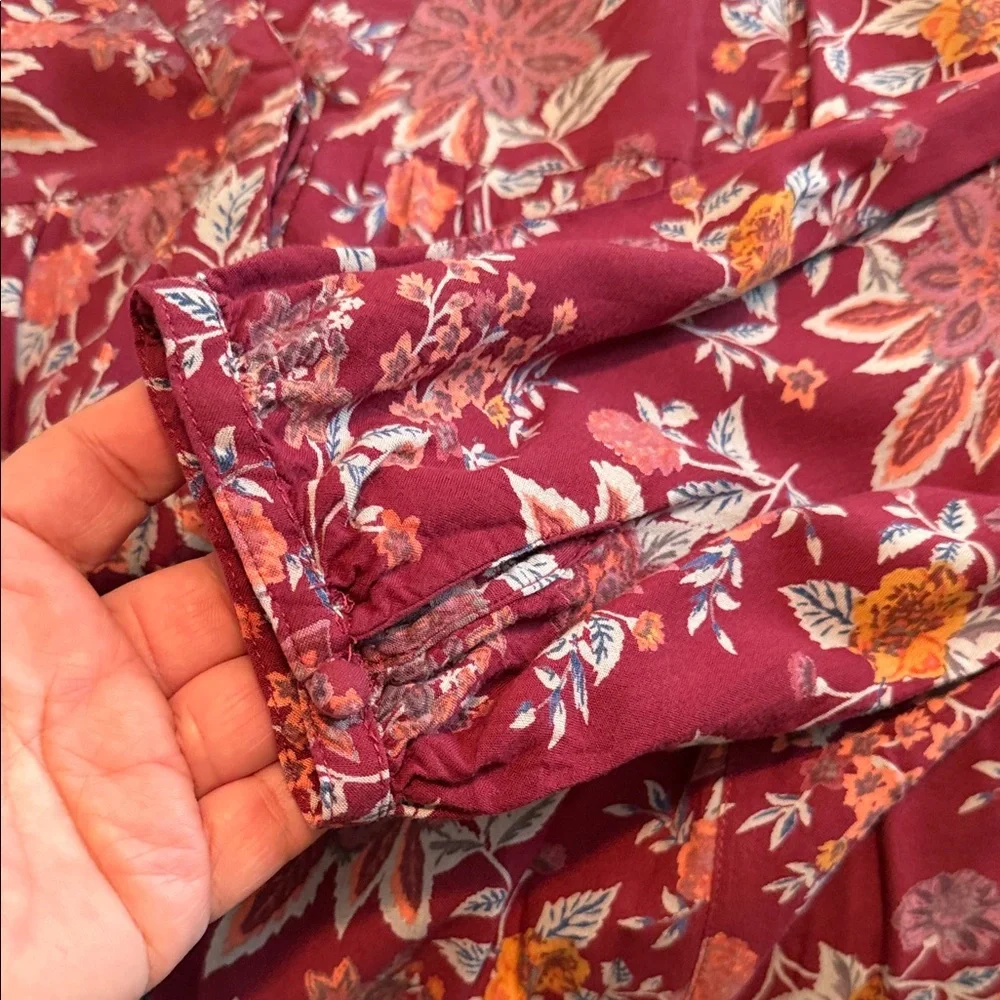 Caffé Marrakesh Maroon floral top, long sleeves, button down, size XL - Picture 4 of 10